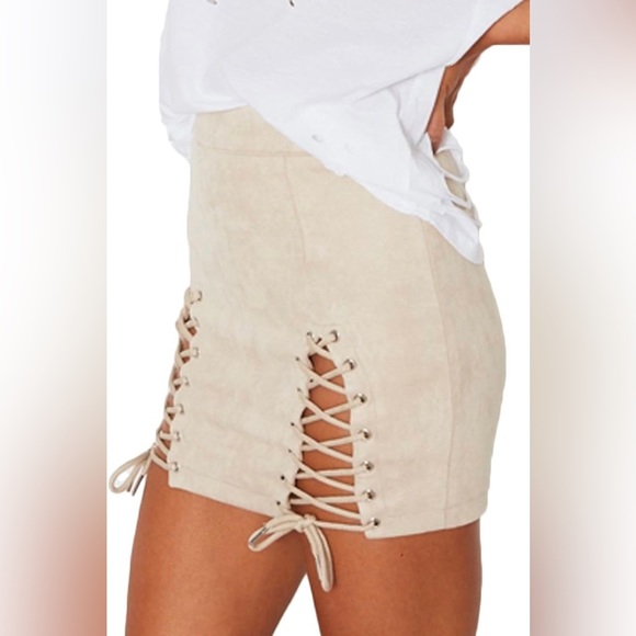 NWOT High Waist Lace Up Faux Suede Bodycon Skirt Size XL - Picture 2 of 7
